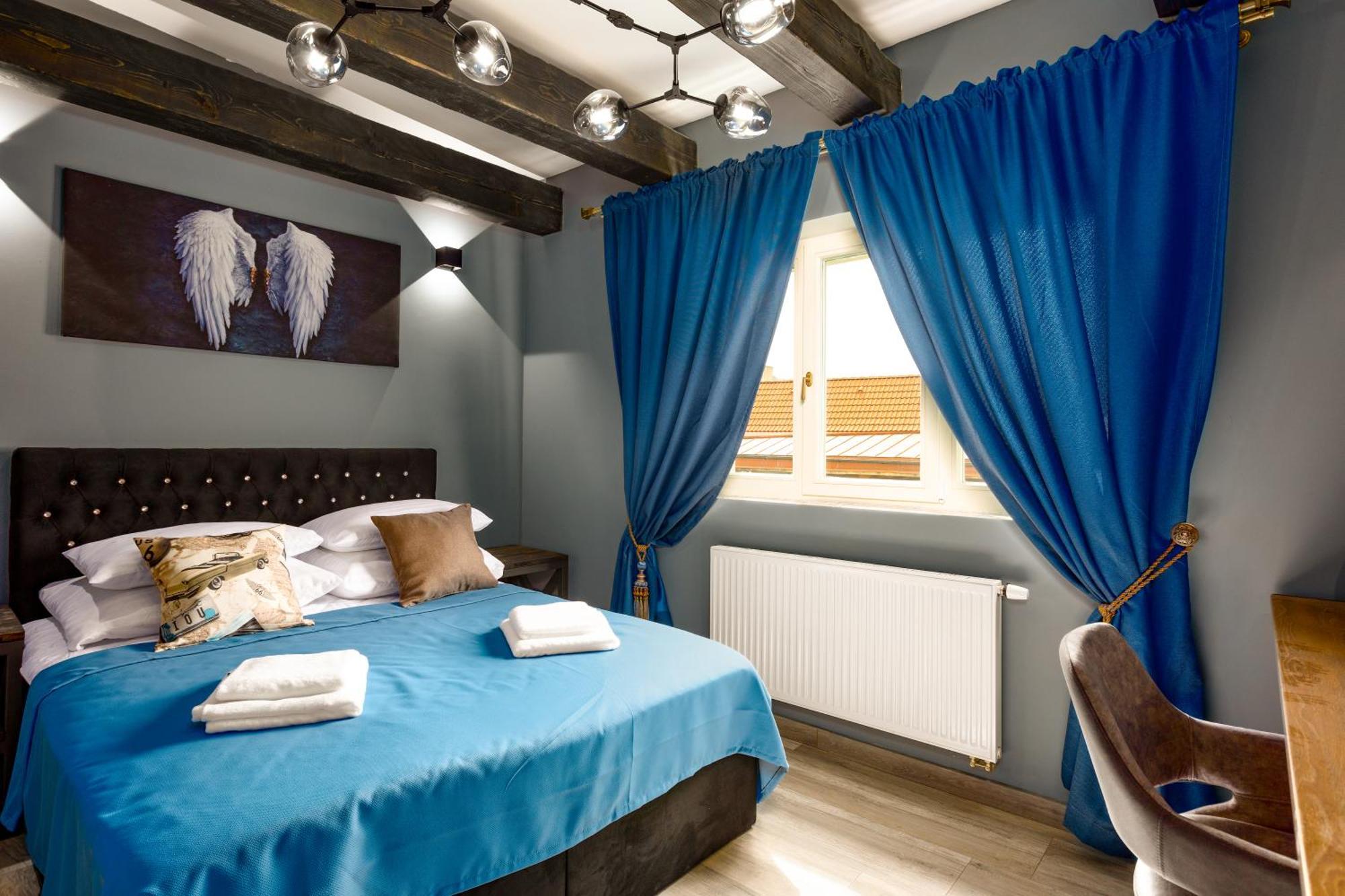 Karlovy Charme Inn By Rentez Karlovy Vary Quarto foto